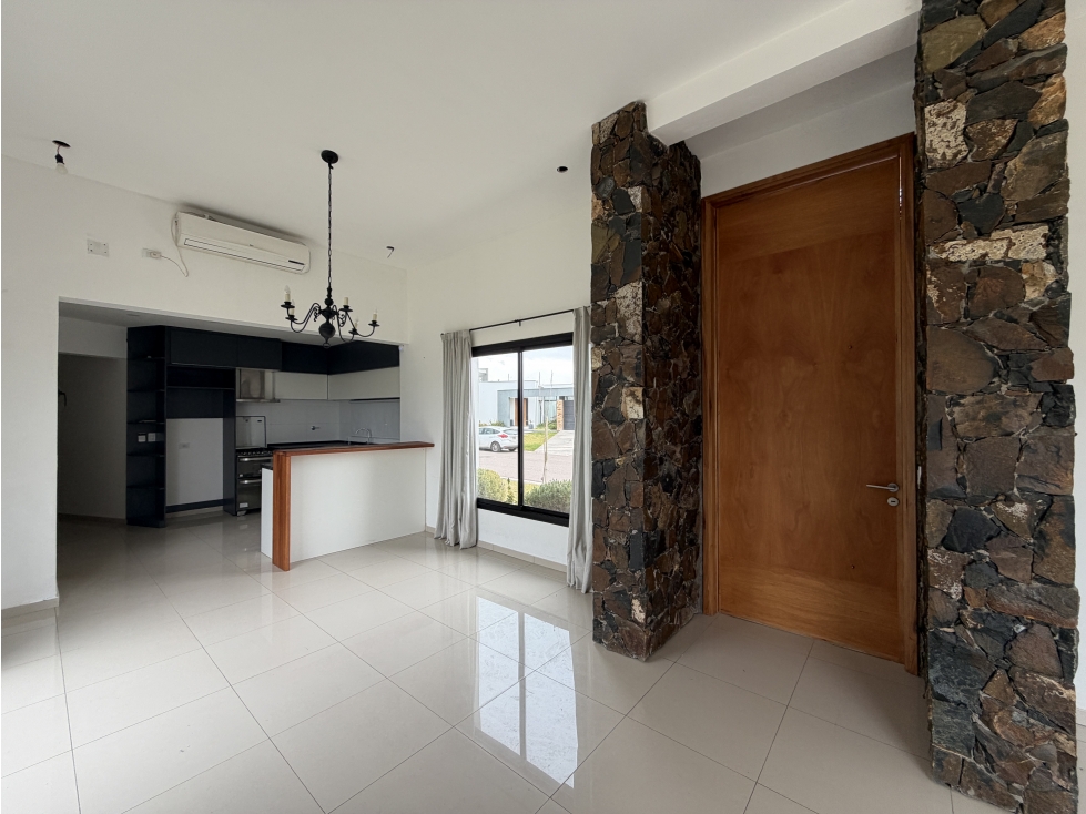 Venta casa 4 dormitorios en Maipú - 3