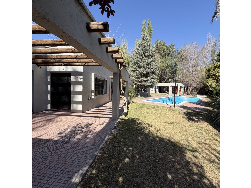 Venta Casa 3 dormitorios en Lujan de Cuyo Vistalba