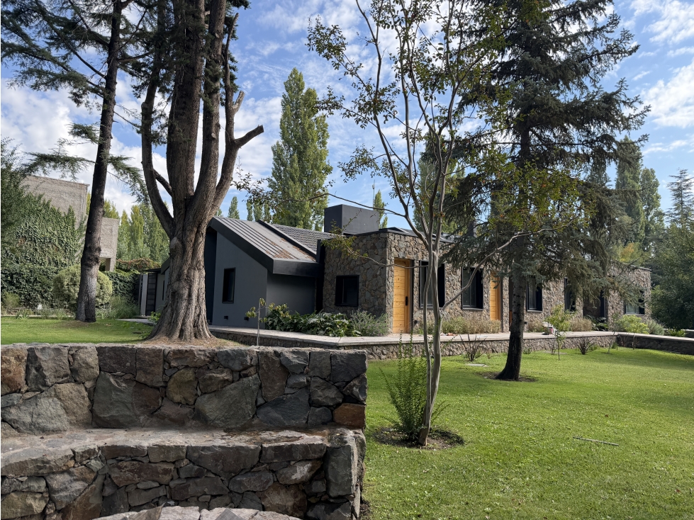 Venta hotel 12 dormitorios en Lujan de Cuyo - 5