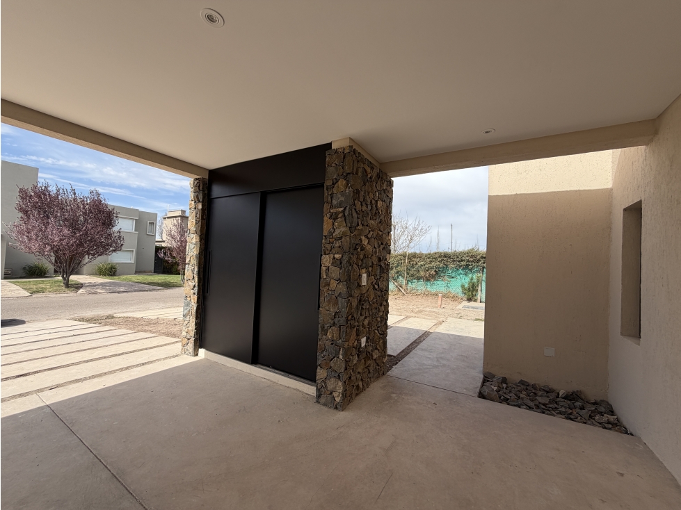 Venta casa barrio privado en Lujan de Cuyo - 3