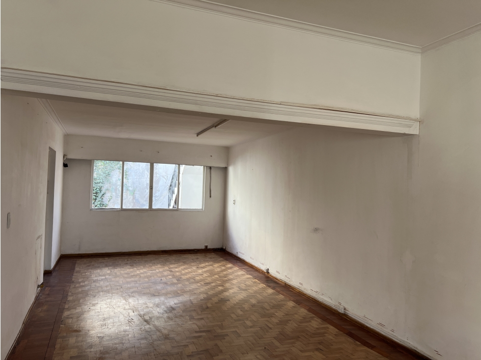 Venta Casa 5 dormitorios en Capital - 1