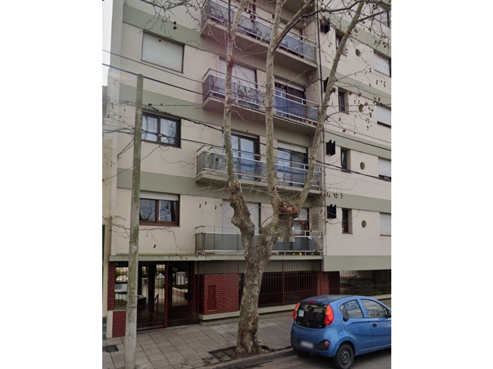 DEPTO 3 AMB ZONA FERROAUTOMOTOR CON COCHERA. APTO CRÉDITO