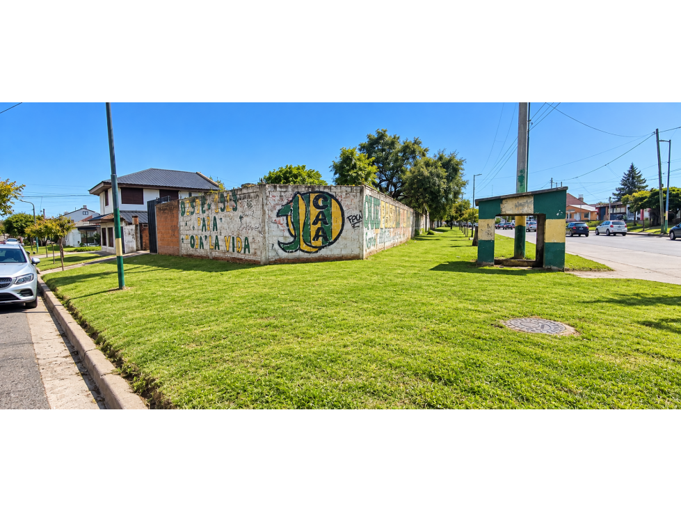 Vendo lote en esquina sobre Av. Antártida Argentina Mar del Plata