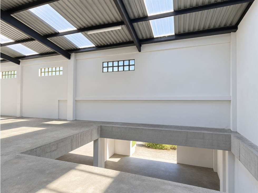PREDIO COMERCIAL DE 850M2 Y 400M2 CUBIER ZONA FALUCHO Y SAN JUAN - 6