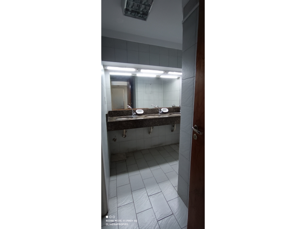 VENTA DE LOCAL EN AVENIDA CONSTITUCIÓN RETASADO — foto 4