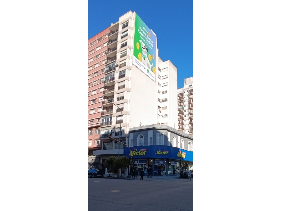 DEPTO EN PISO COMPLETO DE 4 AMB Y BAULERA APTO CRÉDITO