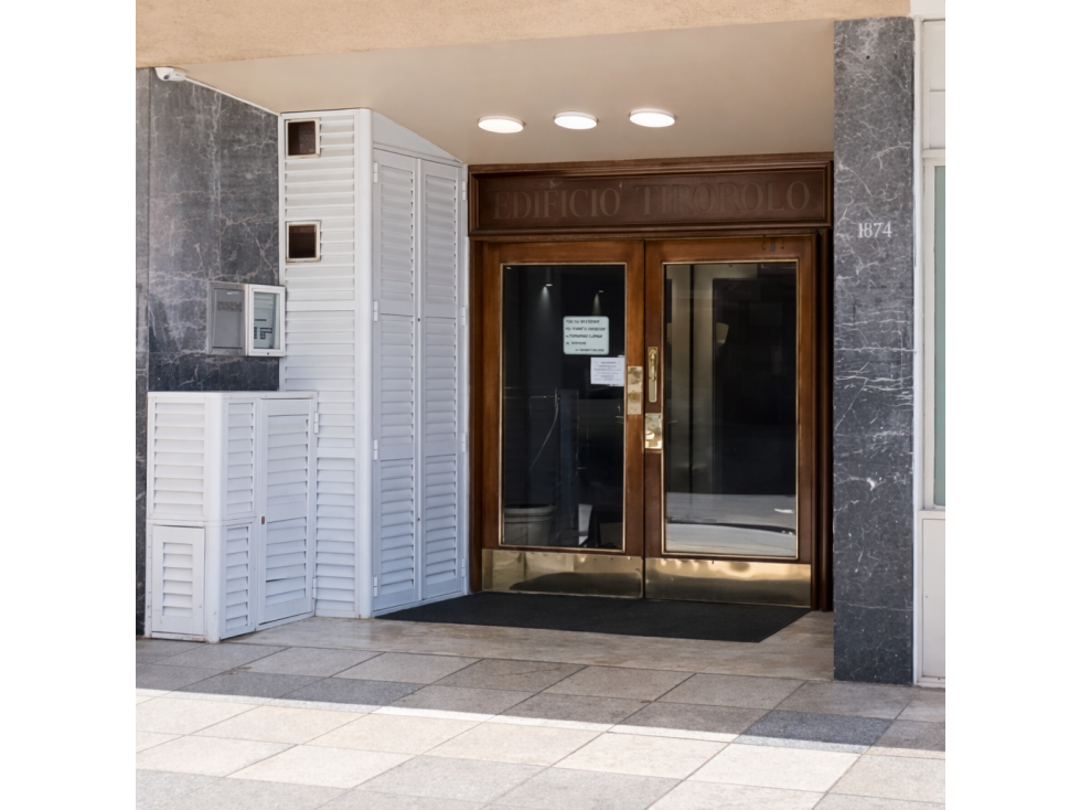 MONOAMBIENTE COLON Y ARENALES APTO CRÉDITO — foto 2