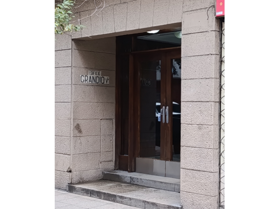 DEPTO 2 AMB CON DEPENDENCIA A LA CALLE BALCON APTO CRÉDITO — foto 2