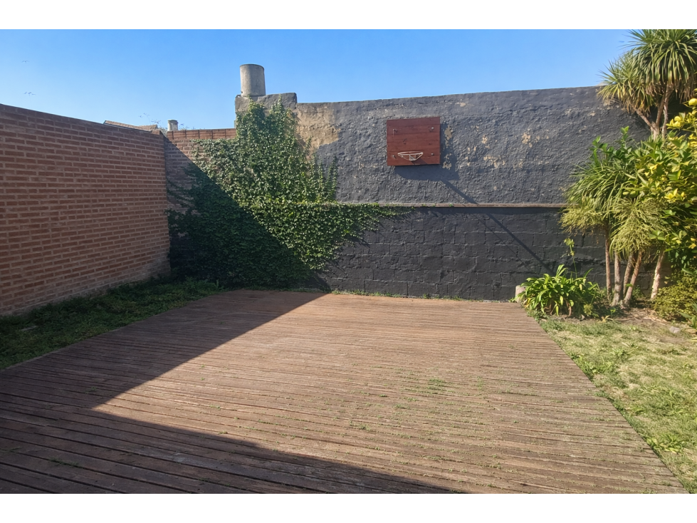 Chalet 4 amb reciclado | Garaje | Quincho | Gran parque | Apto crédito — foto 3