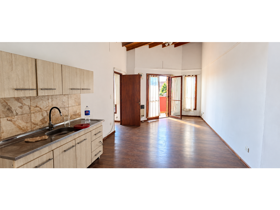 Venta en Block 2 Locales + 2 Deptos. Santa Clara del Mar - 3