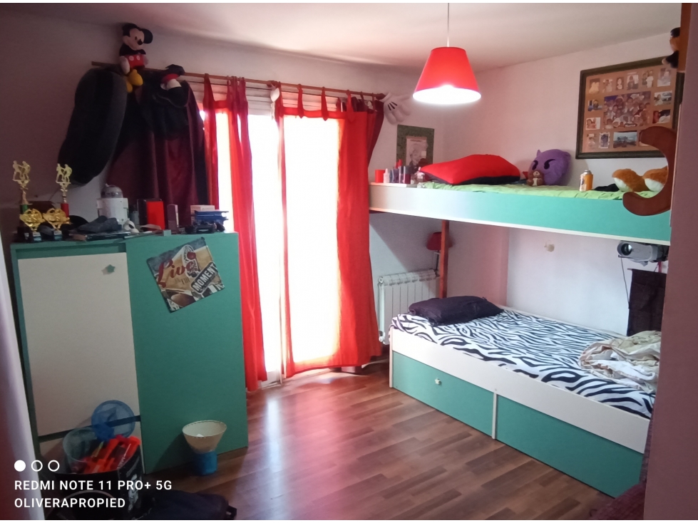 OPORTUNIDAD CASA EN PLANTA ALTA CON GALPÓN LOCAL Y GARAJE - 4