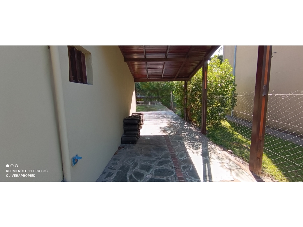 VENTA DE CHALET CON PISCINA Y QUINCHO EN LA ARMONÍA - 4