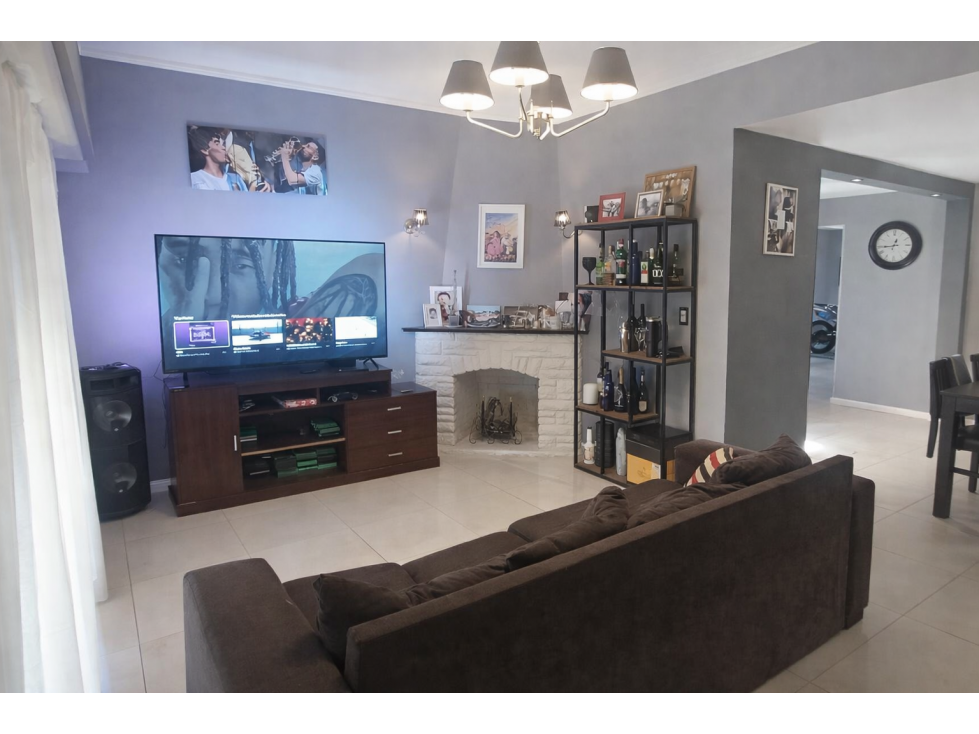 Chalet 4 amb reciclado | Garaje | Quincho | Gran parque | Apto crédito — foto 4