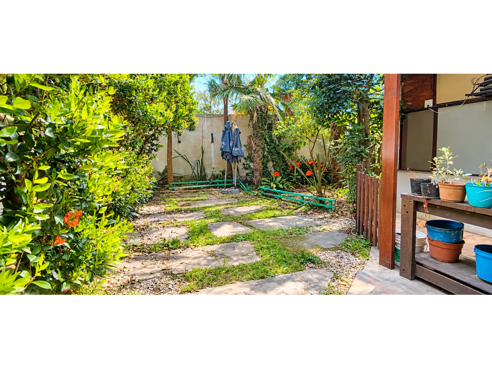 Venta en Block 2 Locales + 2 Deptos. Santa Clara del Mar - 5