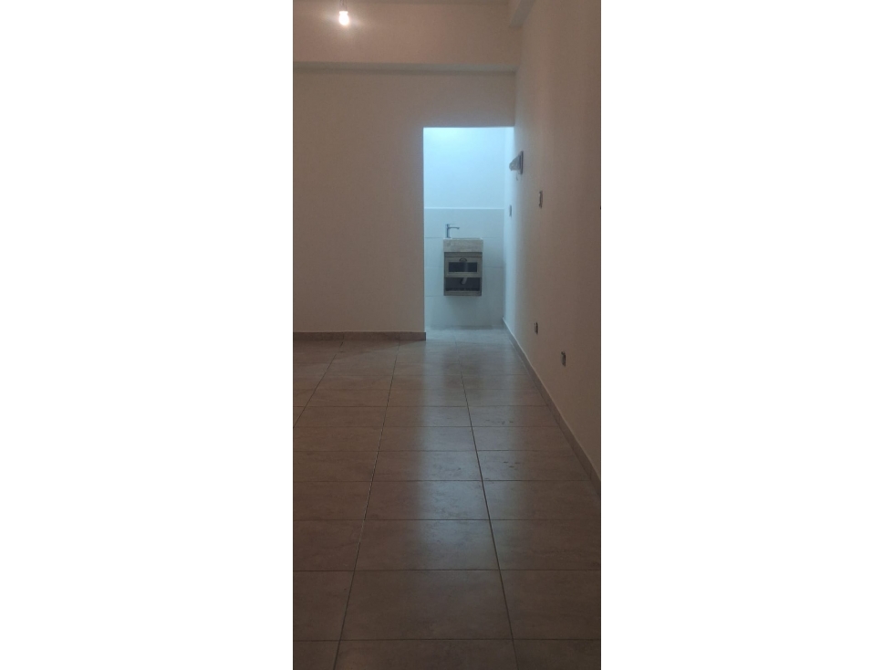 ALQUILER DE LOCAL 22M2 BOLIVAR 3000 - 4