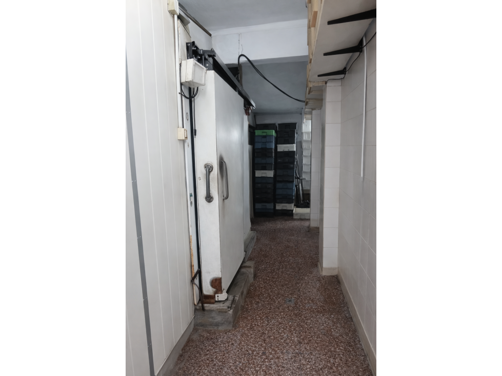 VENTA DE LOCAL ESQUINA 150M2 — foto 6