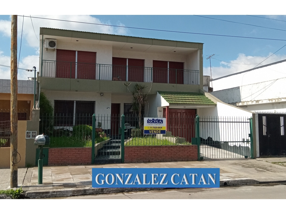 Casa en Gonzalez Catan Centro Calle Pto Argentino Nº 3940