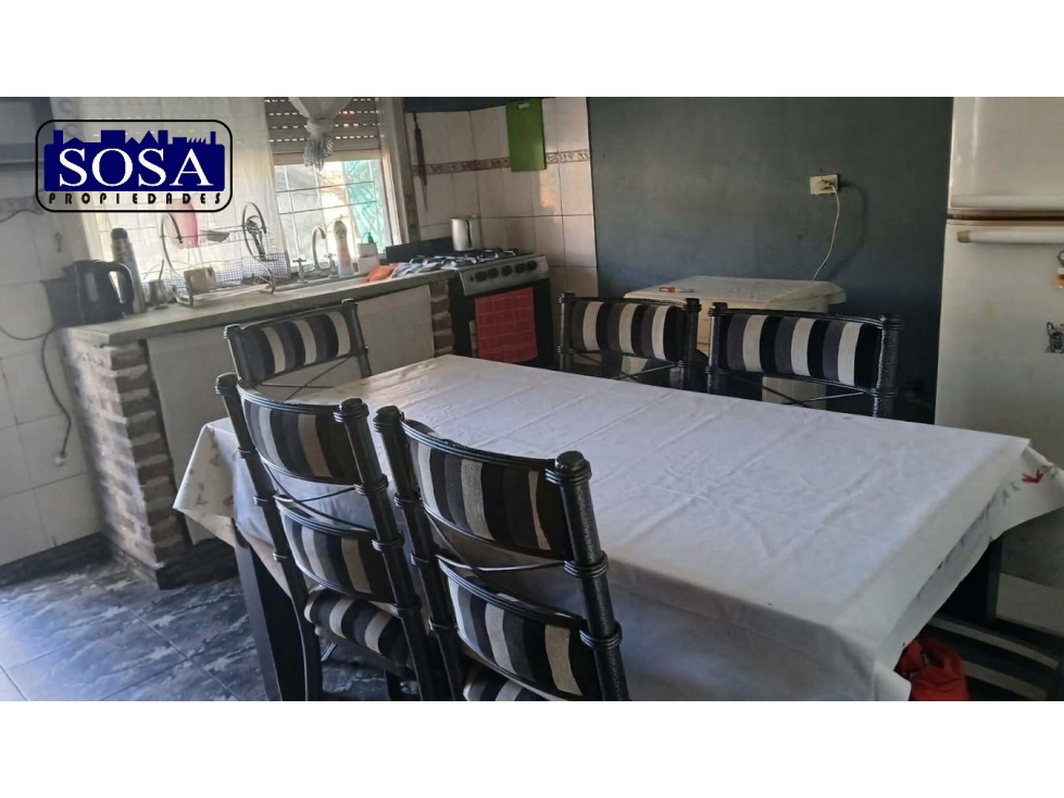Casa en "Barrio Las Torres" Pontevedra Calle Juarez Celman Nº 976 — foto 3
