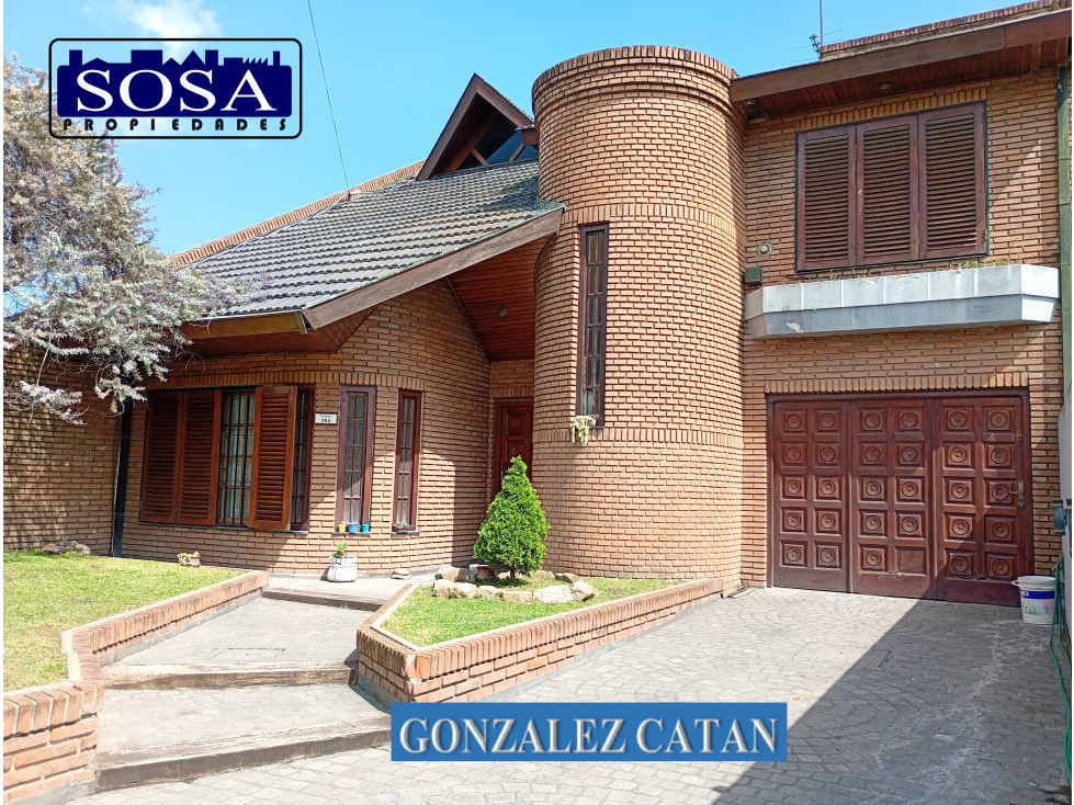 Casa en Gonzalez Catan Centro Calle Derossi (ex Tranway) Nº 565 - 1