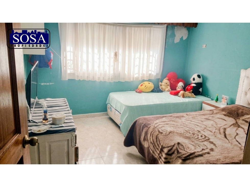 Casa en "Barrio Las Torres" Pontevedra Calle Juarez Celman Nº 976 — foto 4