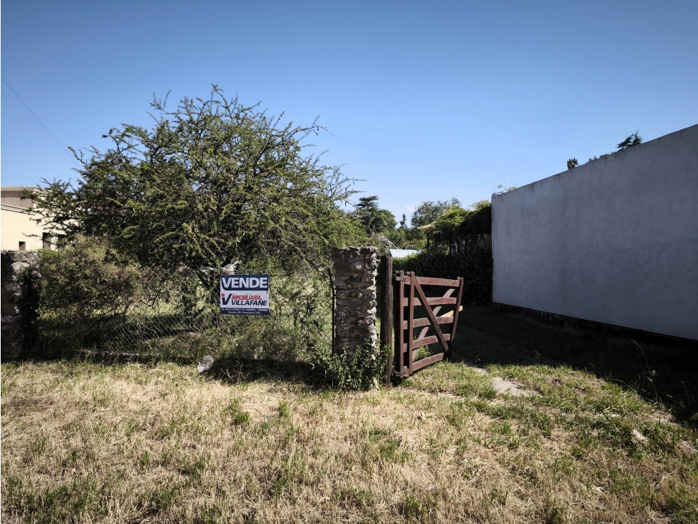 SE VENDE TERRENO 933 MTS2 EN B° PINARES - A METROS DE LA PLAZA - 6