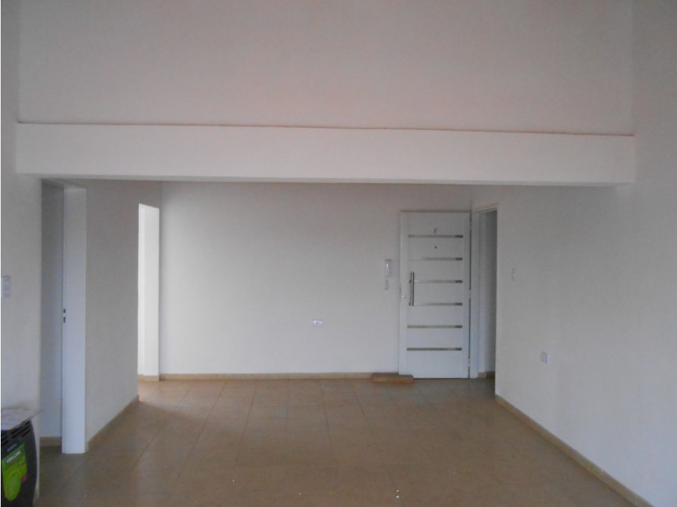 SE ALQUILA DEPTO 2 DORM CENTRICO - PLANTA ALTA CON TERRAZA - 3