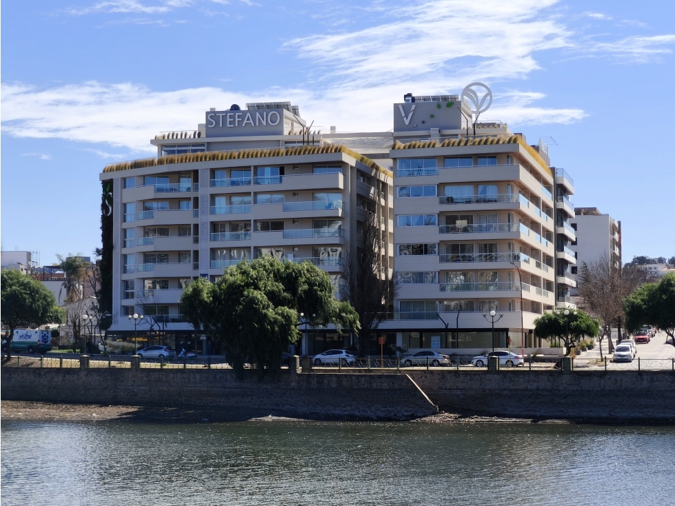 SE VENDE DEPTO EN CARLOS PAZ FRENTE AL LAGO - 2 DOR AMOBLADO C/COCHERA — foto 2
