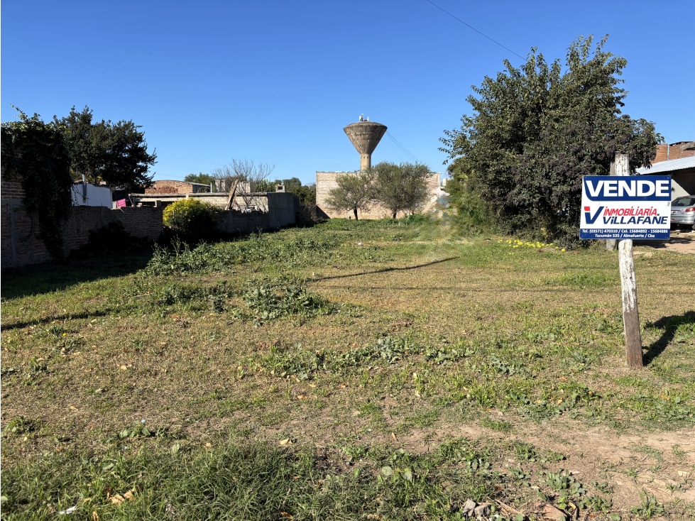 SE VENDE TERRENO SOBRE CALLE PASO - CON GAS NATURAL - ALMAFUERTE - 2