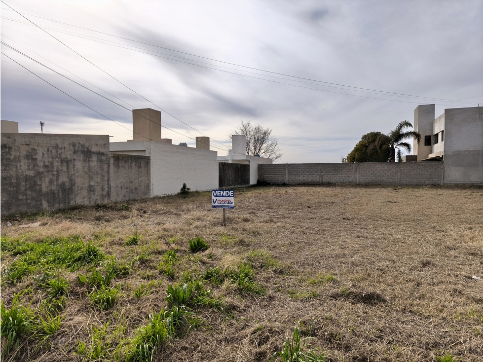 SE VENDE TERRENO EN B° SARMIENTO - RIO TERCERO - 3