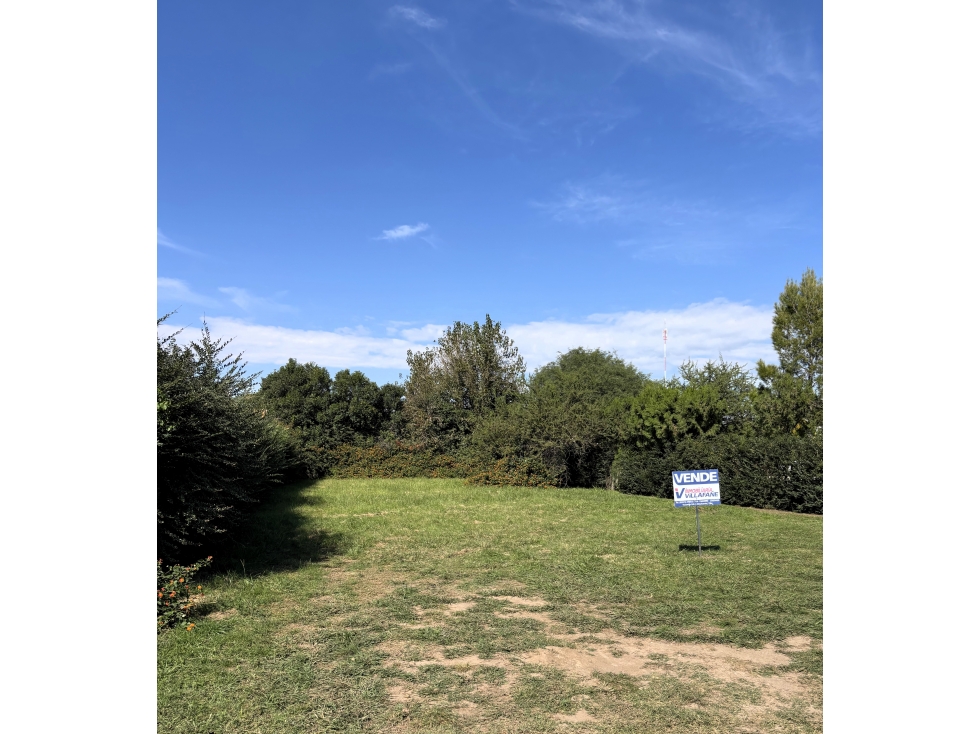 SE VENDE TERRENO EN B° PINARES - A METROS DEL LAGO PIEDRAS MORAS - 4