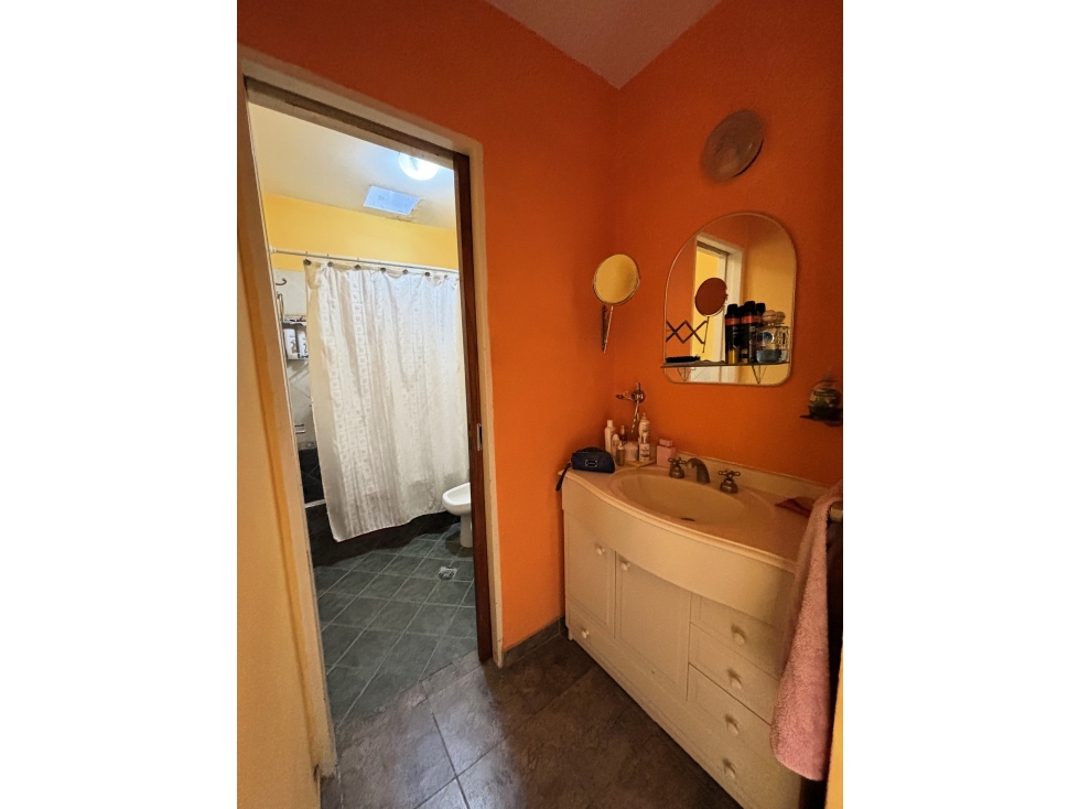 SE VENDE CASA 3 DORM EN B° PINARES - EN CERCANIA A PIEDRAS MORAS - 5