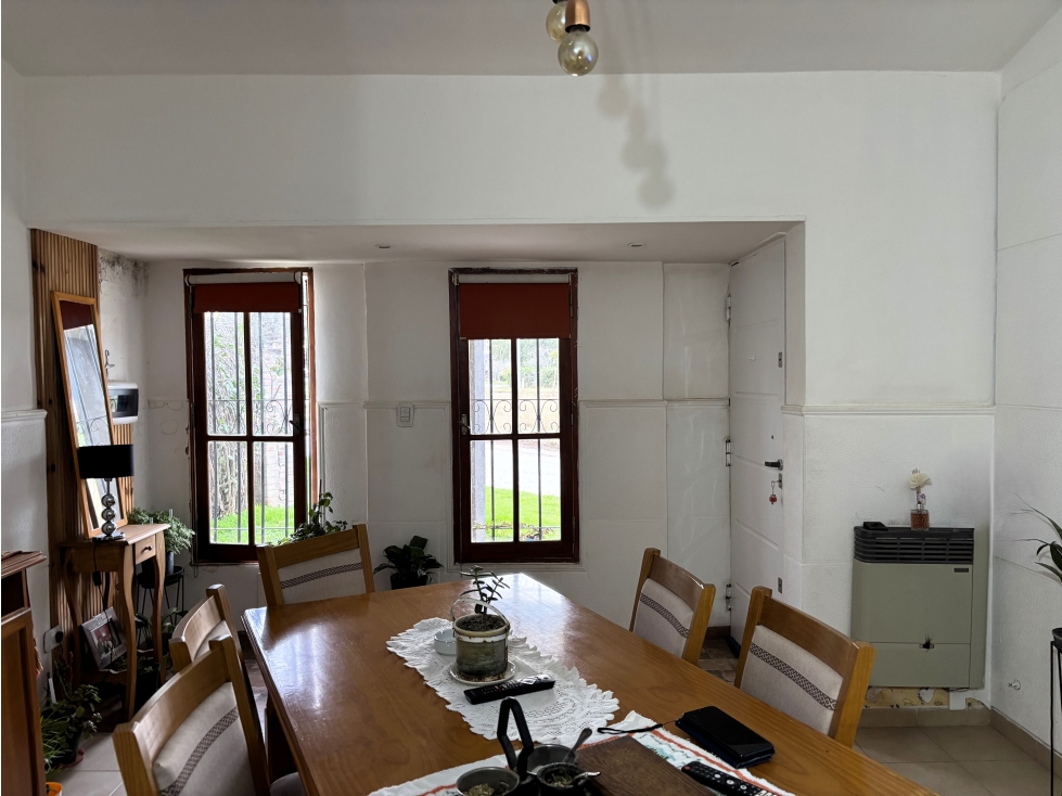 SE VENDE CASA 3 DORM EN B° PINARES - A METROS DE LA PLAZA CENTRAL - 4