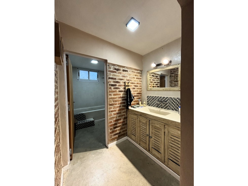 SE VENDE CASA CON BAJADA AL RIO - EN LOTEO BALCONES DEL RIO - 5