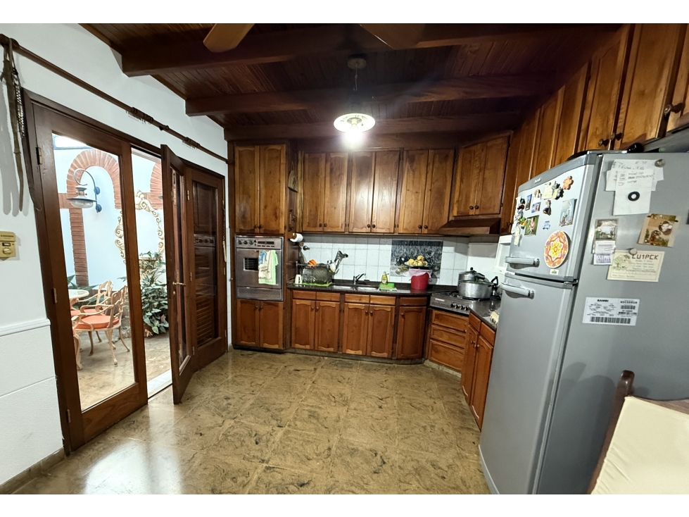 SE VENDE CASA 3 DORM. EN RIO 3, B° LAS VIOLETAS - APTA CREDITO HIP. — foto 6