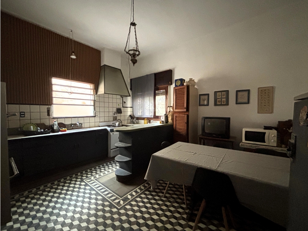 SE VENDE CASA 3 DORM SOBRE CALLE ENTRE RIOS - ALMAFUERTE - 5