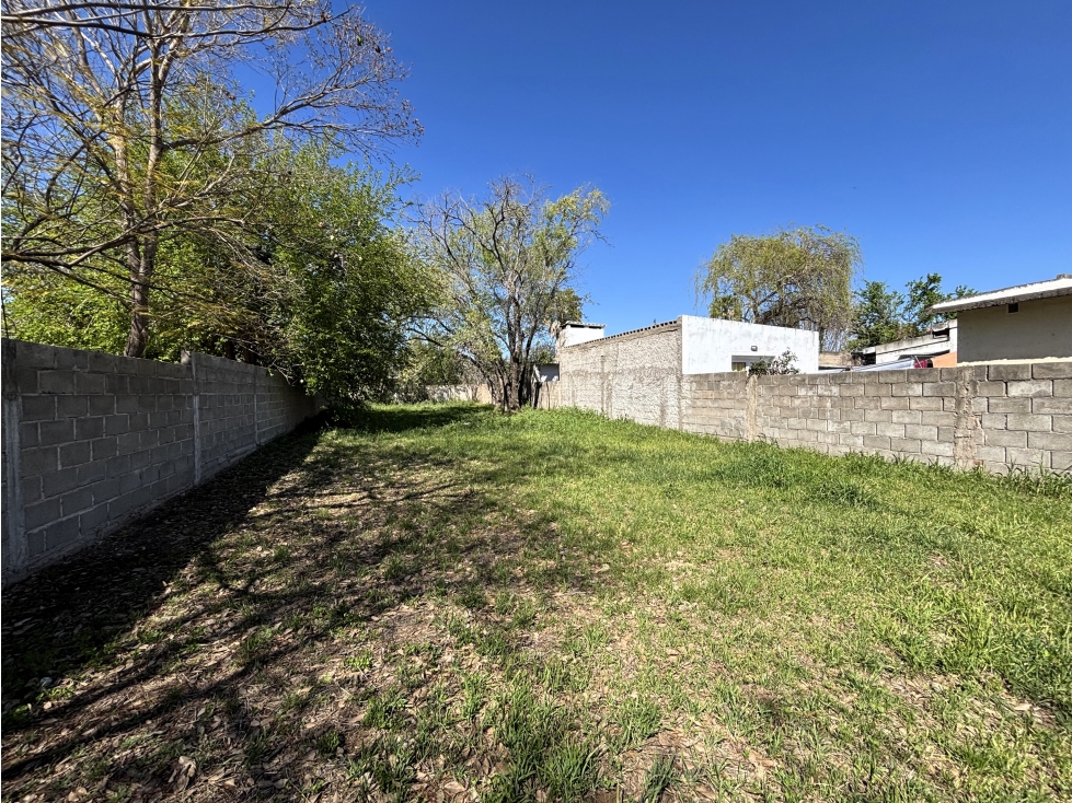 SE VENDE TERRENO EN B° PIEDRAS MORAS - ALMAFUERTE - 5