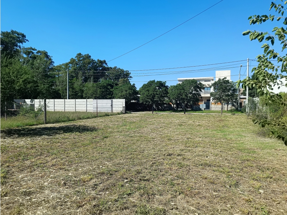 SE VENDE TERRENO EN TIERRAS DEL FUNDADOR - 2° ETAPA - 6