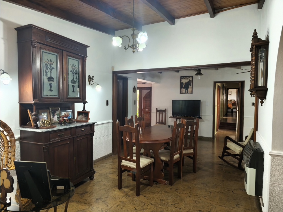 SE VENDE CASA 3 DORM. EN RIO 3, B° LAS VIOLETAS - APTA CREDITO HIP. — foto 5