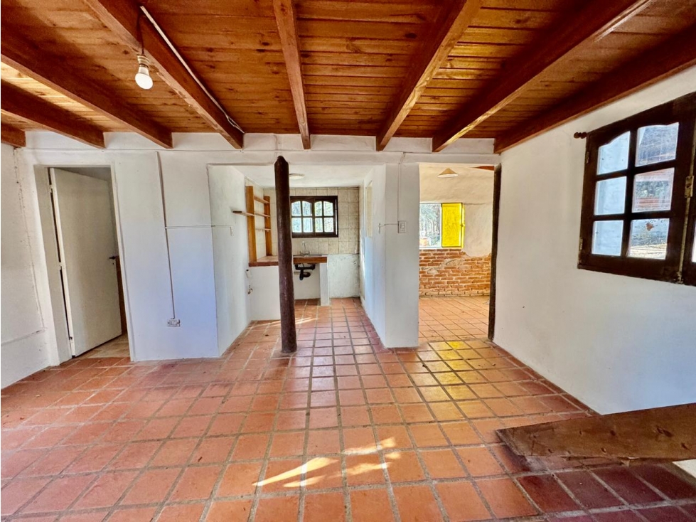 VENTA DE CASA Y MONOAMBIENTE EN B° AGUAS AZULES "A"- CAPILLA DEL MONTE — foto 3