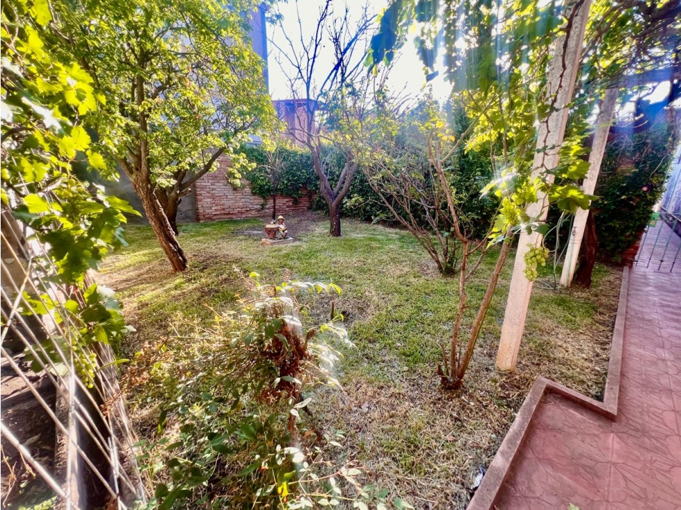 VENTA DE CASA EN EL CÉNTRO DE CAPILLA DEL MONTE -CBA - 4