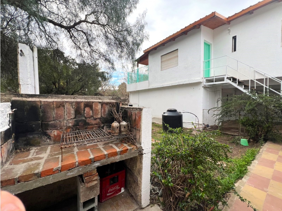 VENTA DE DOS PROPIEDADES EN B° LA TOMA, CAPILLA DEL MONTE,CBA — foto 2