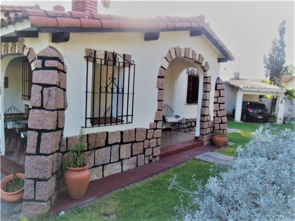 VENTA DE CASA CENTRICA EN SAN ESTEBAN - CÓRDOBA - 4