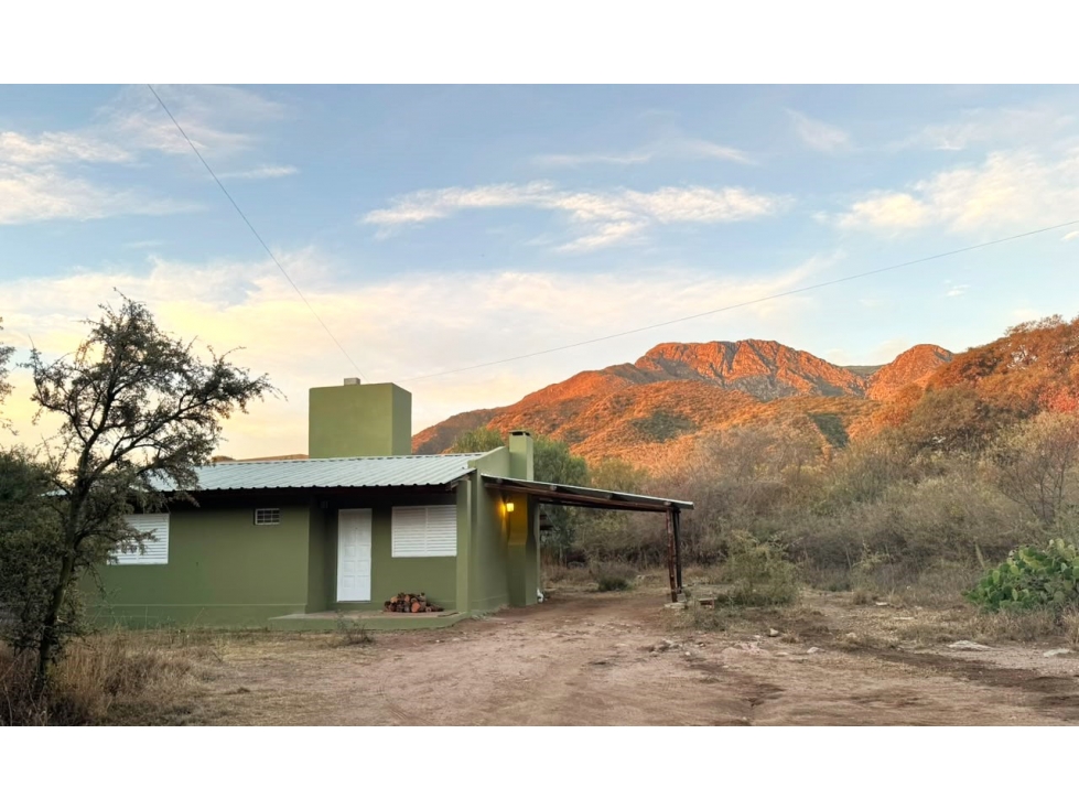 VENTA DE CASA CON IMPONENTES VISTAS EN B° LA TOMA - 1