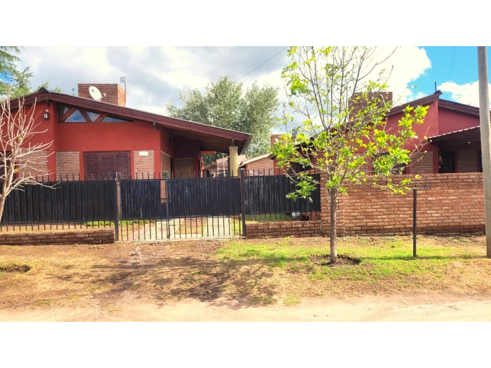VENTA DE DOS CASAS EN BARRIO ATALAYA- CAPILLA DEL MONTE — foto 2