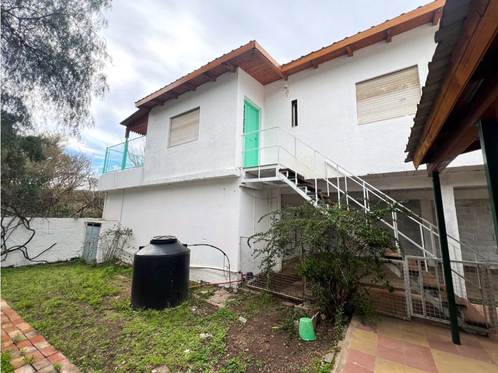 VENTA DE DOS PROPIEDADES EN B° LA TOMA, CAPILLA DEL MONTE,CBA — foto 3