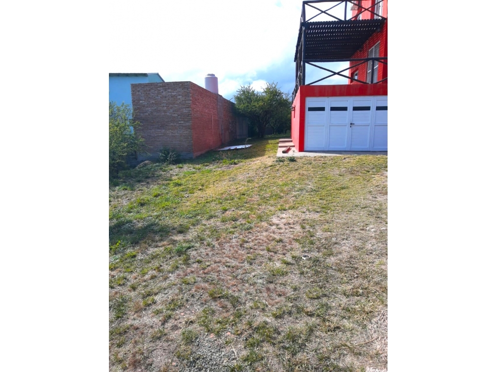 VENTA DE HERMOSA CASA EN B° ATALAYA - CAPILLA DEL MONTE- CBA - 6