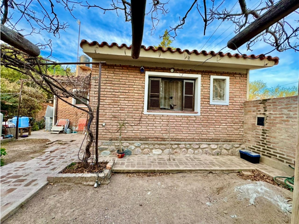 VENTA DE CASA EN B° LAS GEMELAS- CAPILLA DEL MONTE-CBA - 5