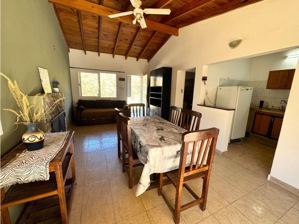 VENTA DE CASA CON IMPONENTES VISTAS EN B° LA TOMA - 3