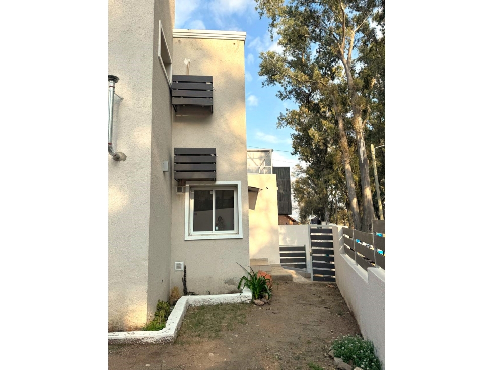VENTA DE HERMOSO PH EN VILLA EDEN - LA FALDA - CBA - 2