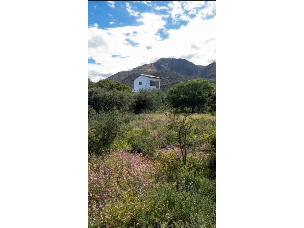 ESPECTACULAR CASA EN BARRIO LA TOMA - CAPILLA DEL MONTE CORDOBA — foto 5